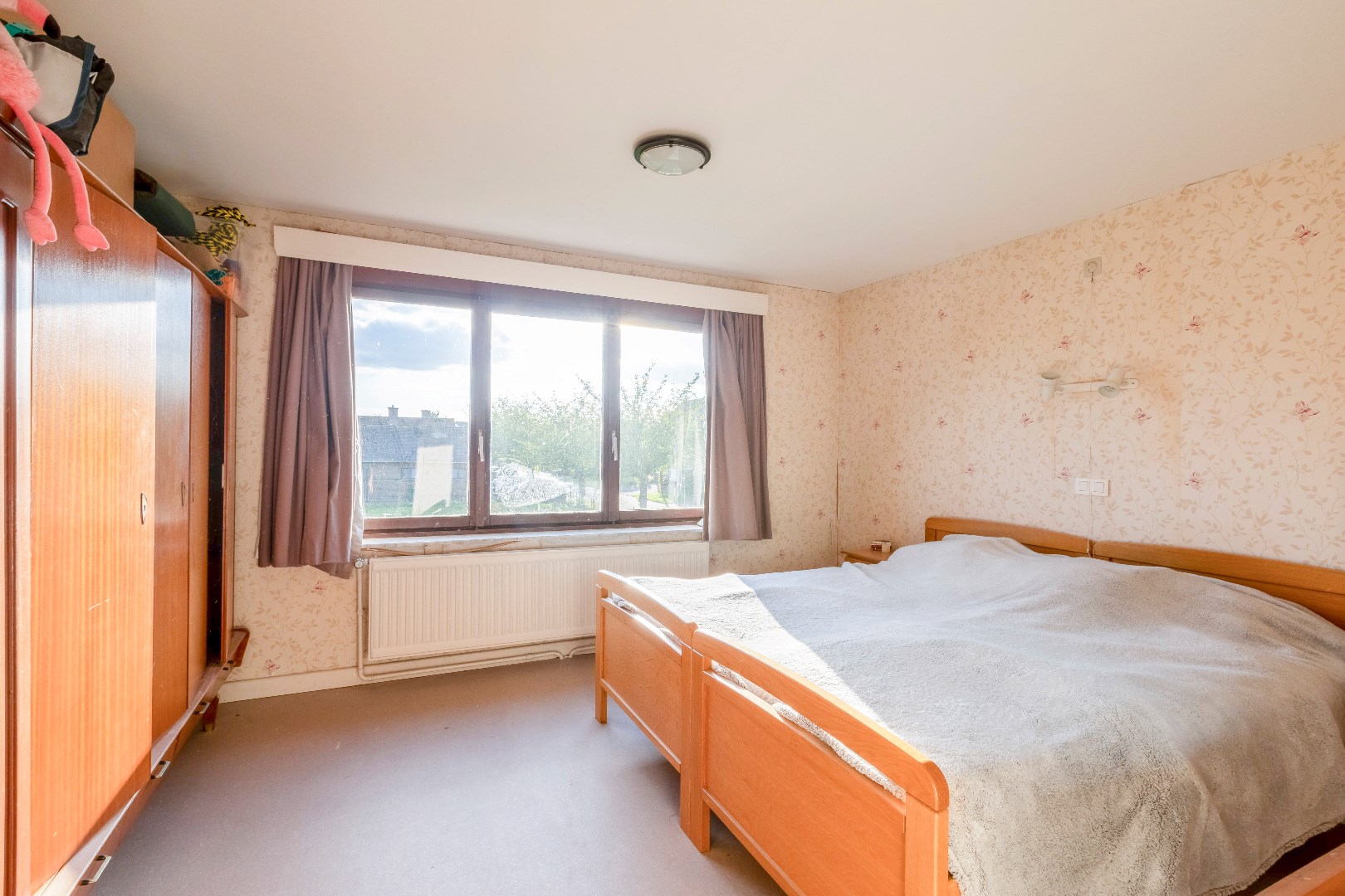 Ruime open bebouwing nabij het centrum van de Pinte 