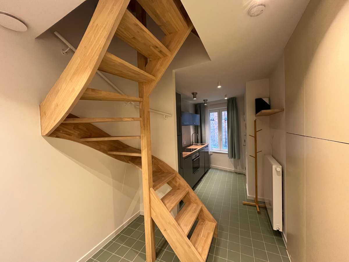 Stijlvol woonhuis-appartement. 