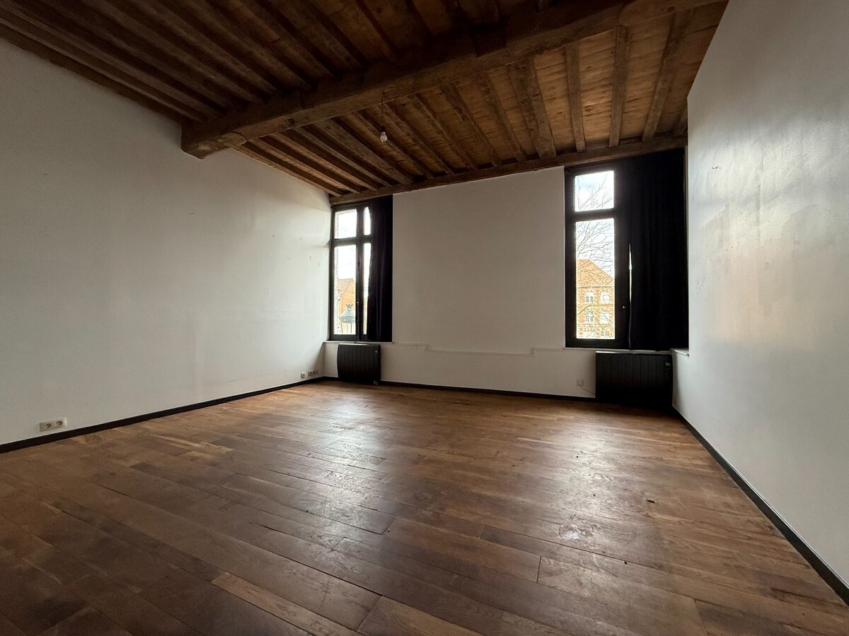 Surface commerciale (+/- 70m²) au bord de l'Escaut ! 