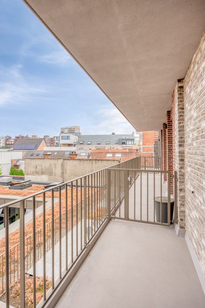 Bemeubelde studio met terras en kelderberging in het centrum van Leuven! - EPC 50 kWh/m² - bewoonbare opp. 37,5 m² 