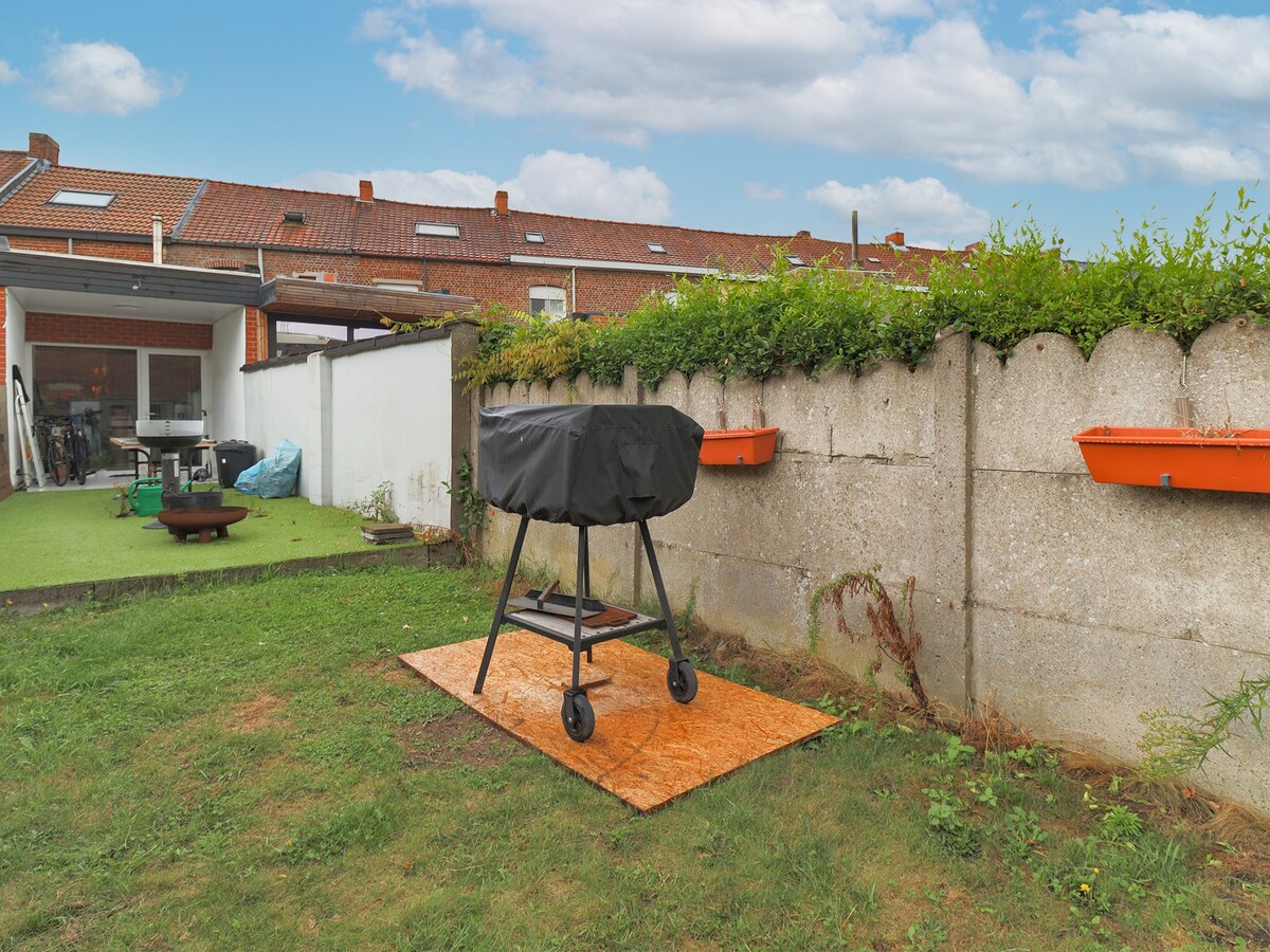 Woning met potentieel te koop in Heule ! 