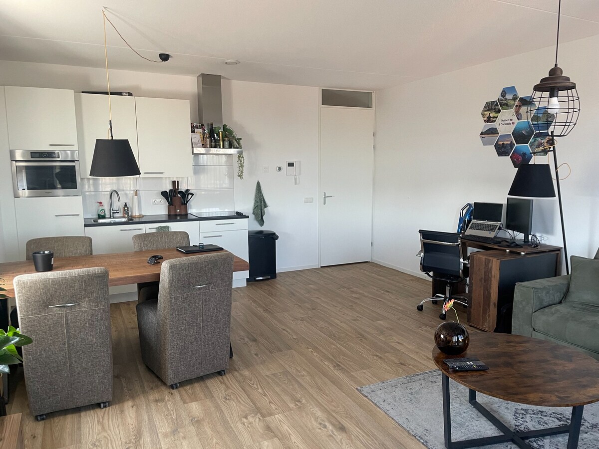 Appartement te huur in het centrum van Reusel gelegen aan de Molenstraat 8A-24 in het complex ‘De Mulder’. 
