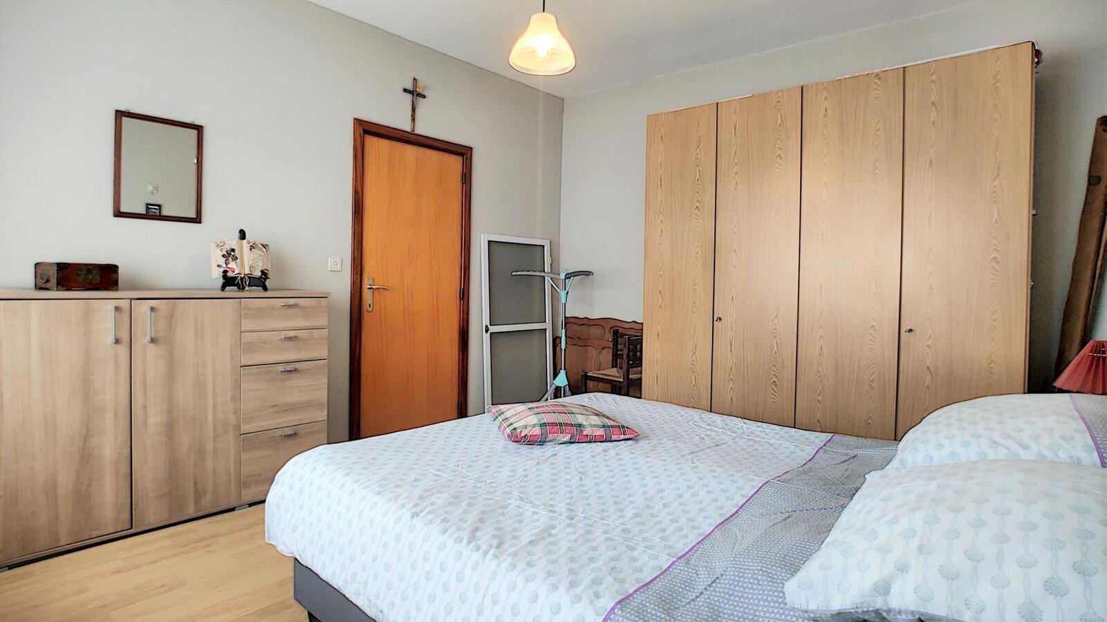 Ruime gezinswoning met tuin - Heist 