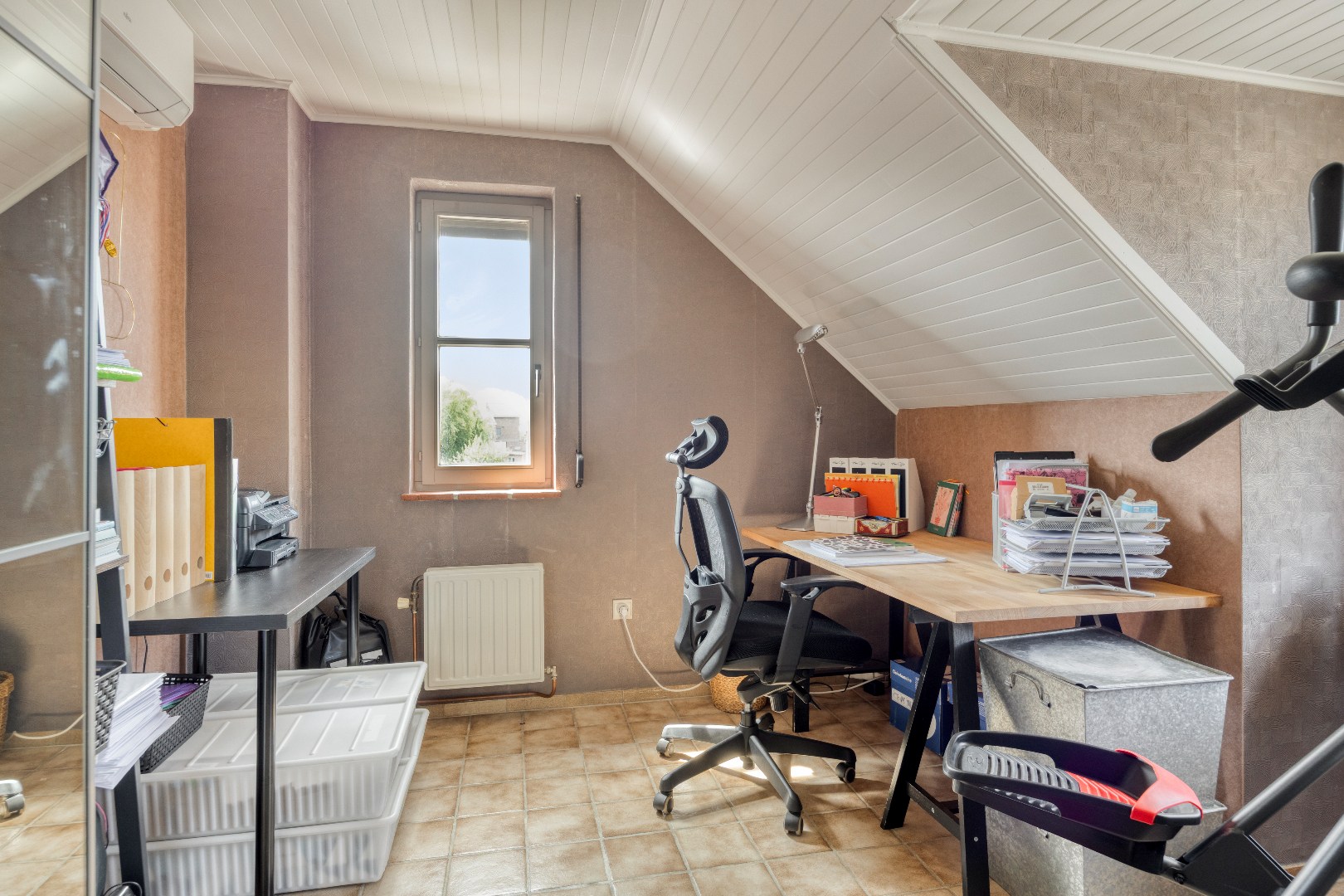 Energiezuinige gezinswoning met 4 slpk en ruime tuin te Lembeek 