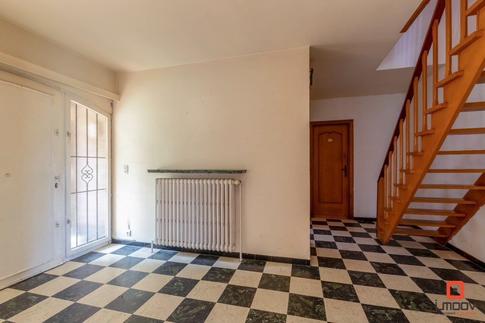 Te renoveren villa op toplocatie in Laarne 