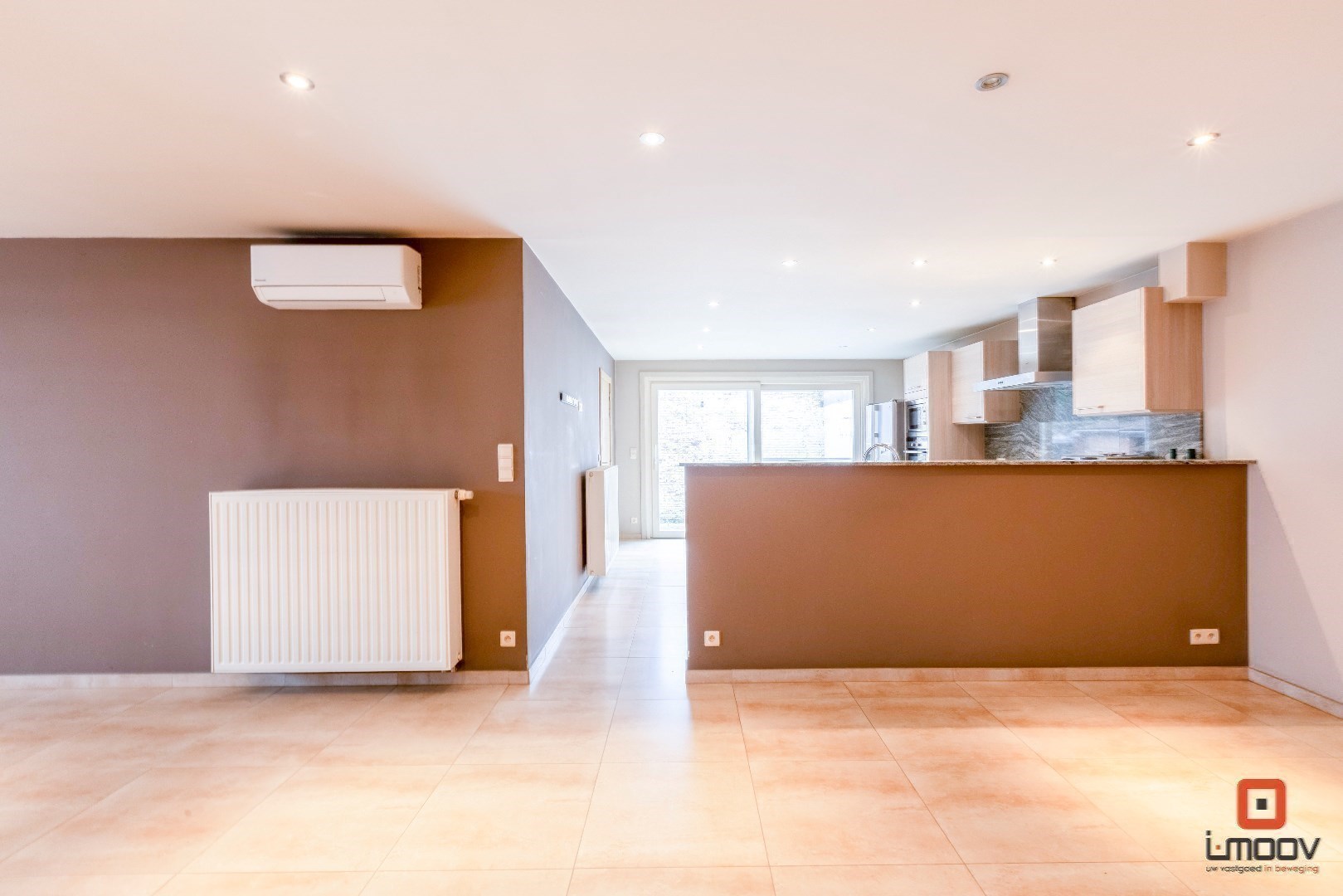 Instapklare woon-werkcombinatie met terras op gunstige locatie 