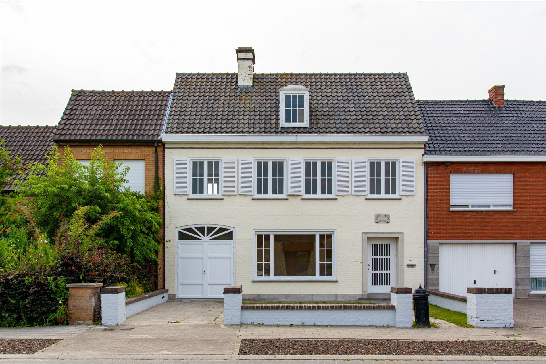 Statige herenwoning op 1.070m² te Maldegem Kleit 