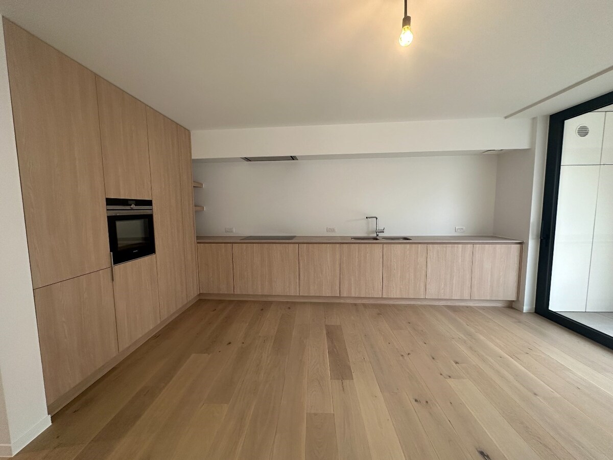 Stijlvol nieuwbouwappartement met 2 slaapkamers in centrum Houthulst 