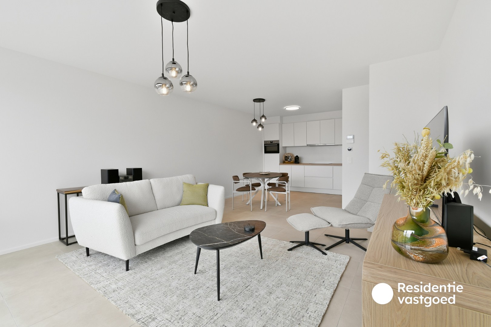 Gemeubeld, nieuw en stijlvol appartement aan het kanaal Plassendale - Nieuwpoort 