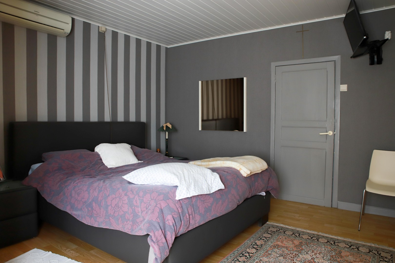 Ruime, goed gelegen hoekwoning met garage en tuin 