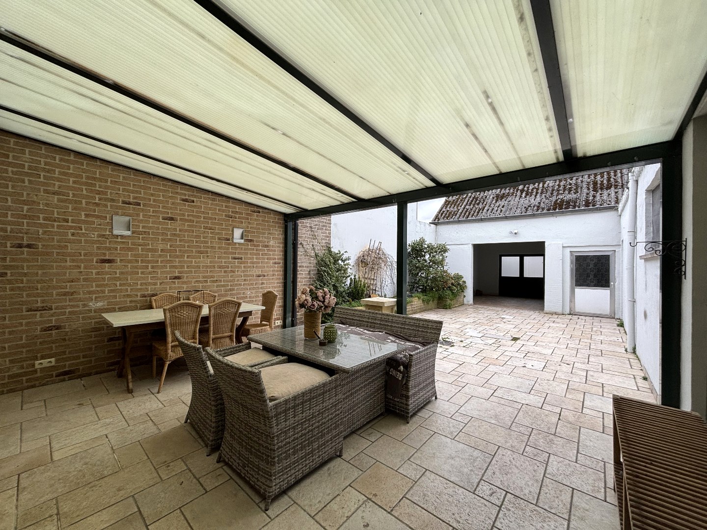 Instapklare en ruime gezinswoning met 4 slaapkamers in hartje Heppen 