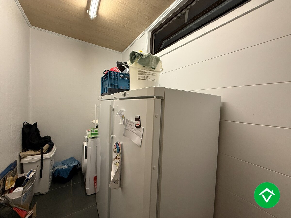 Rijwoning met 3 slaapkamers en tuin te Izegem 