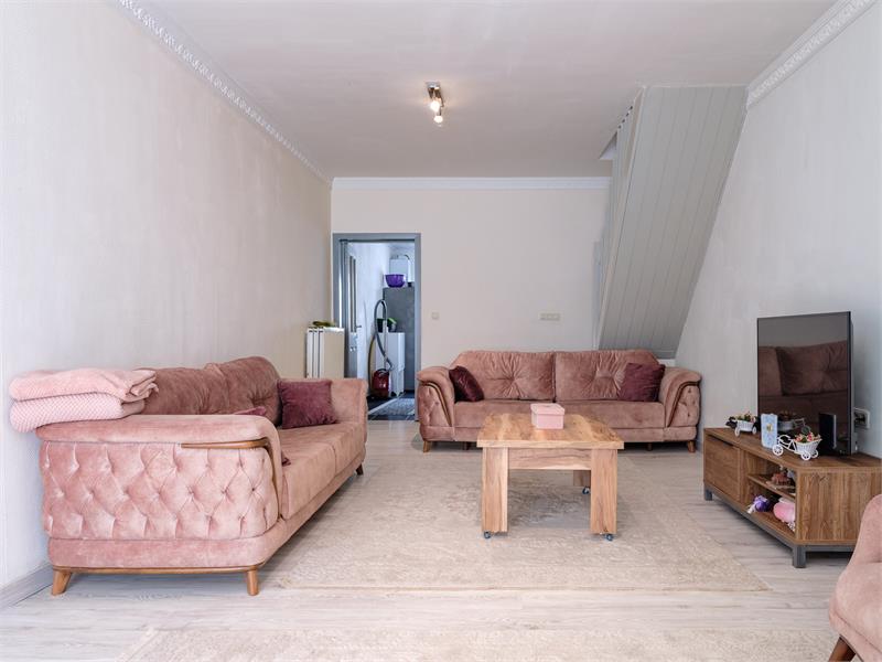 Ruime instapklare rijwoning met centrale ligging 