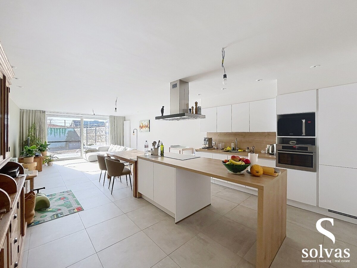 Energiezuinige woning met drie slaapkamers in hartje Bellem - Energielabel A - 186.00m² bewoonbare oppervlakte 