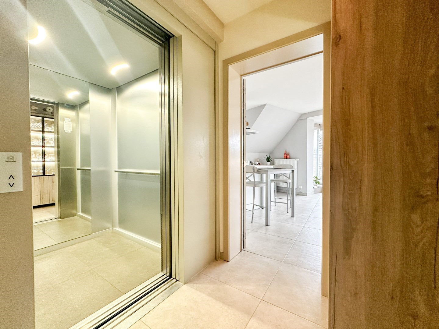 Instapklaar 2-skp appartement met zalig zonneterras, Torhout 