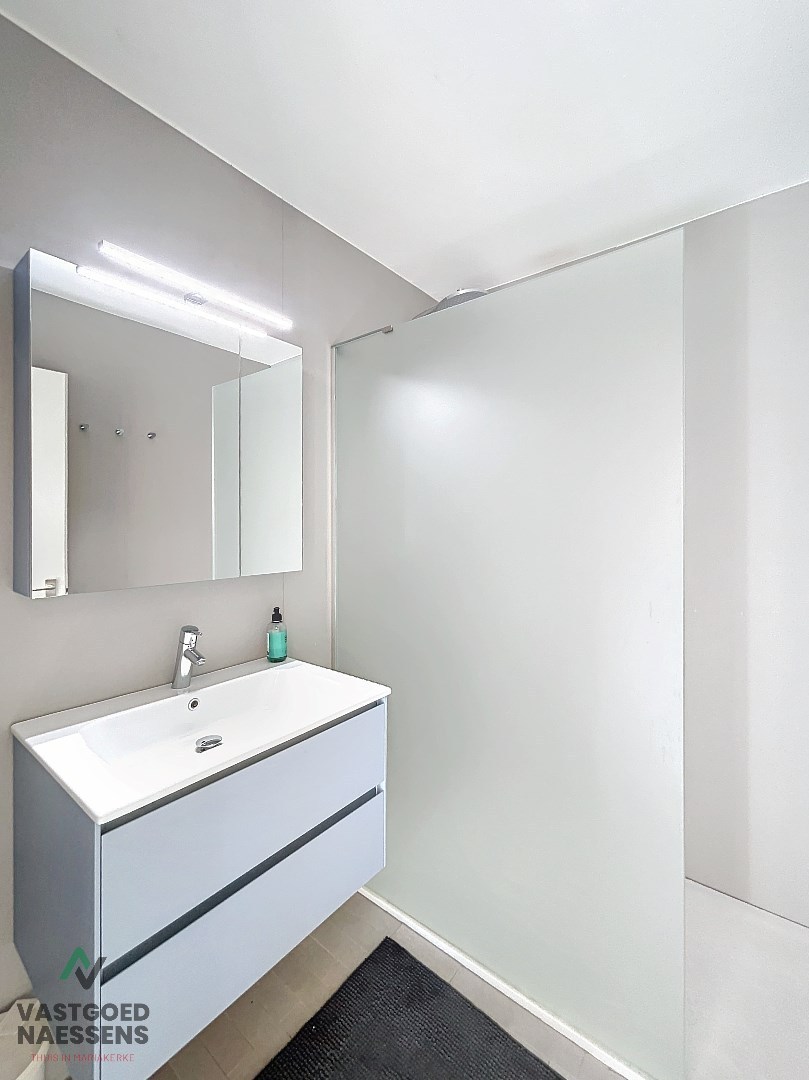 MAGNIFIQUE PENTHOUSE - 2 CHAMBRES - GRANDE TERRASSE - VUE SUR MER - PARKING 