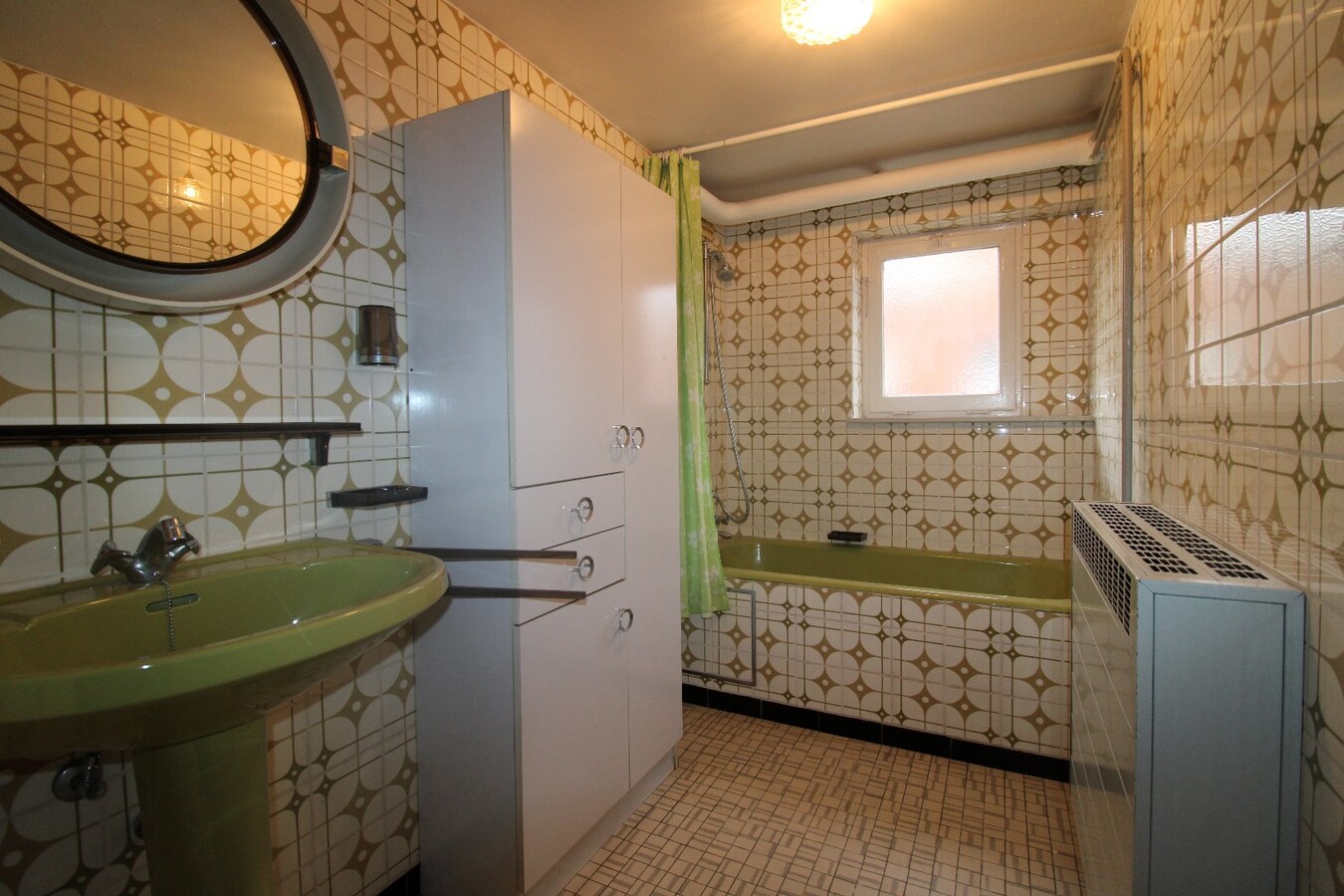 Te renoveren, zeer rustig gelegen open bebouwing 