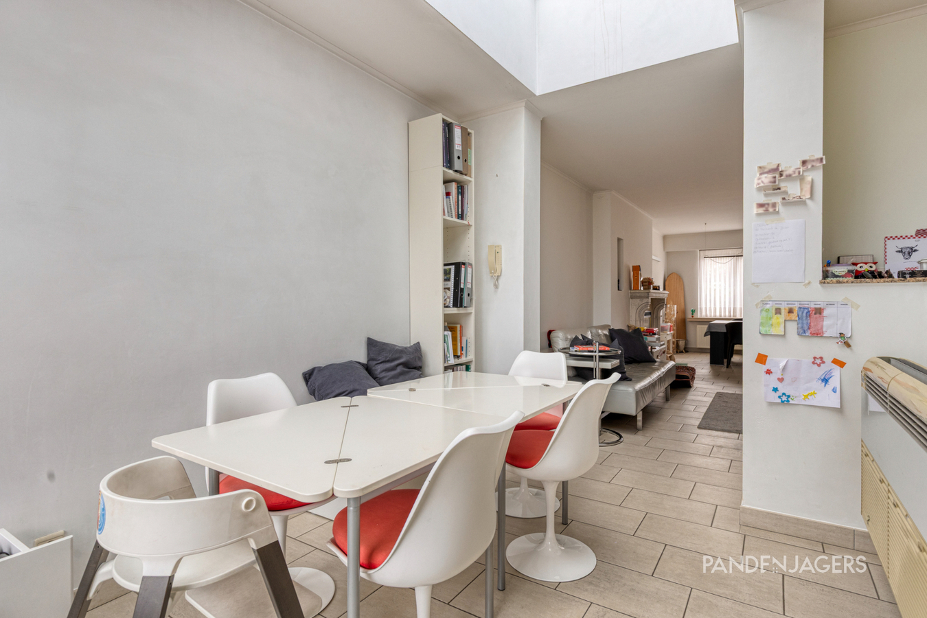 Verrassend ruime HOB (290 m²) met garage voor 3 wagens te Duffel 