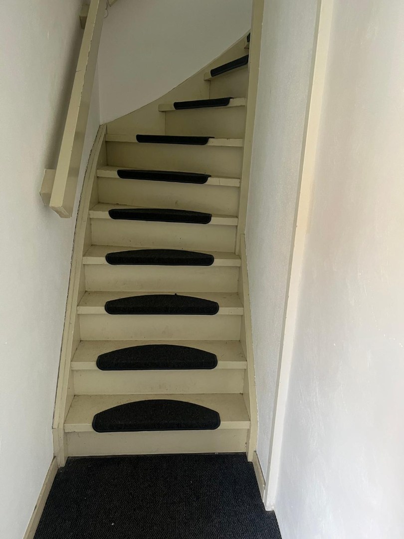 Kamer te huur in hartje Kamperland. Let op! Gezamenlijk wonen; woonkamer/badkamer/keuken worden gedeeld. 