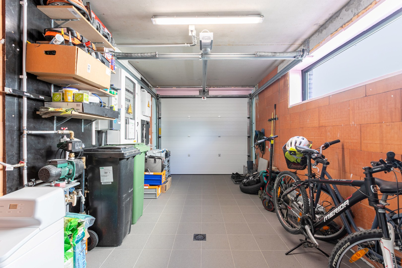 Recente woning (EPC A) met 3 slpks, garage en tuin op 7are 