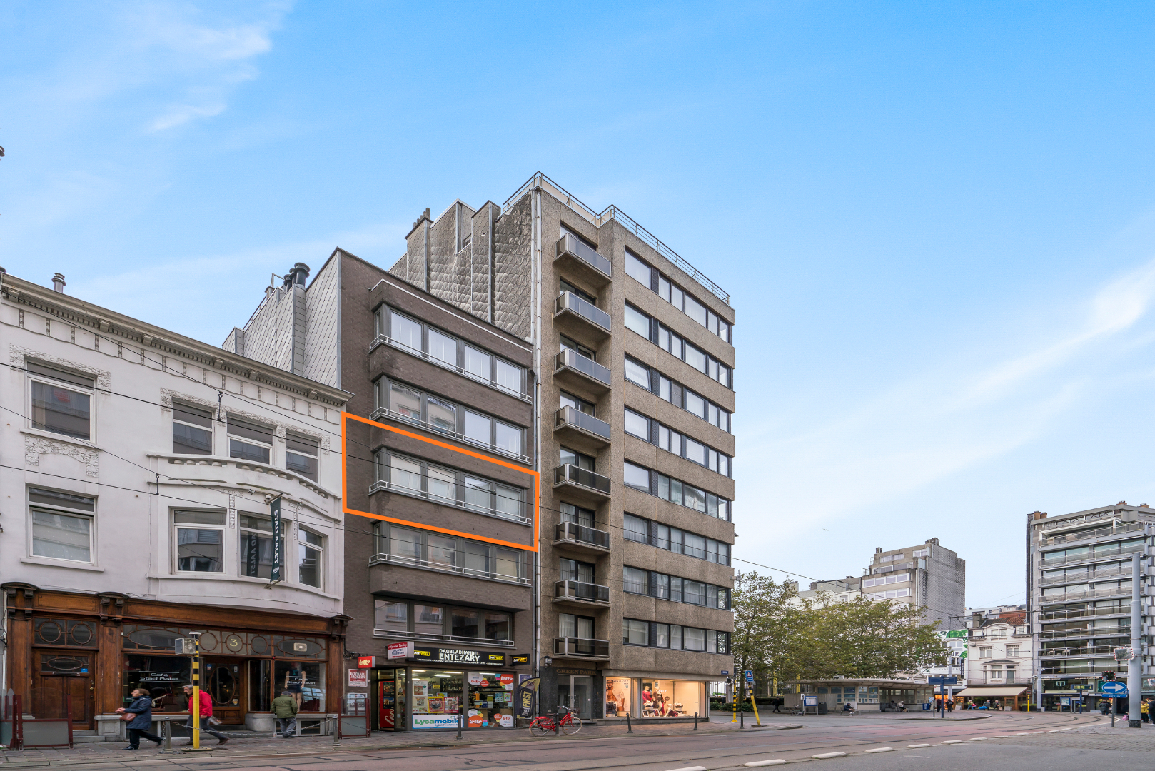 APPARTEMENT DE VACANCES  SITUÉ CENTRE VILLE (LOC. VACANCES) 