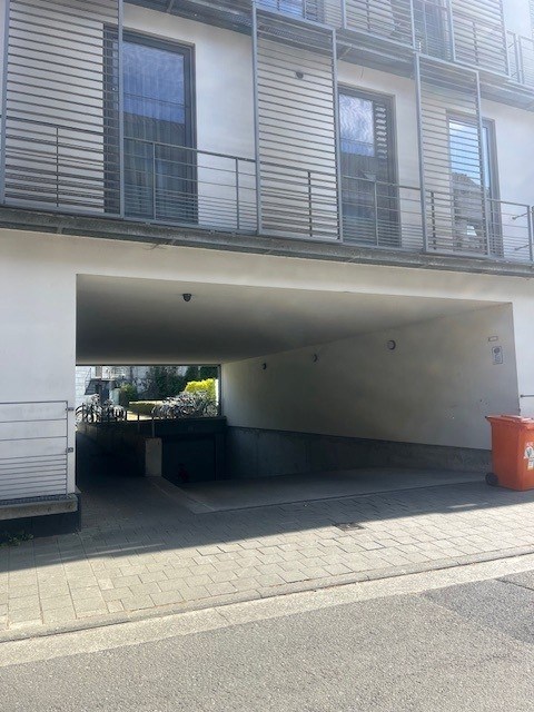 Gunstig gelegen  2-slp. app. met terrassen en garage nabij Gent Sint-Pieters 