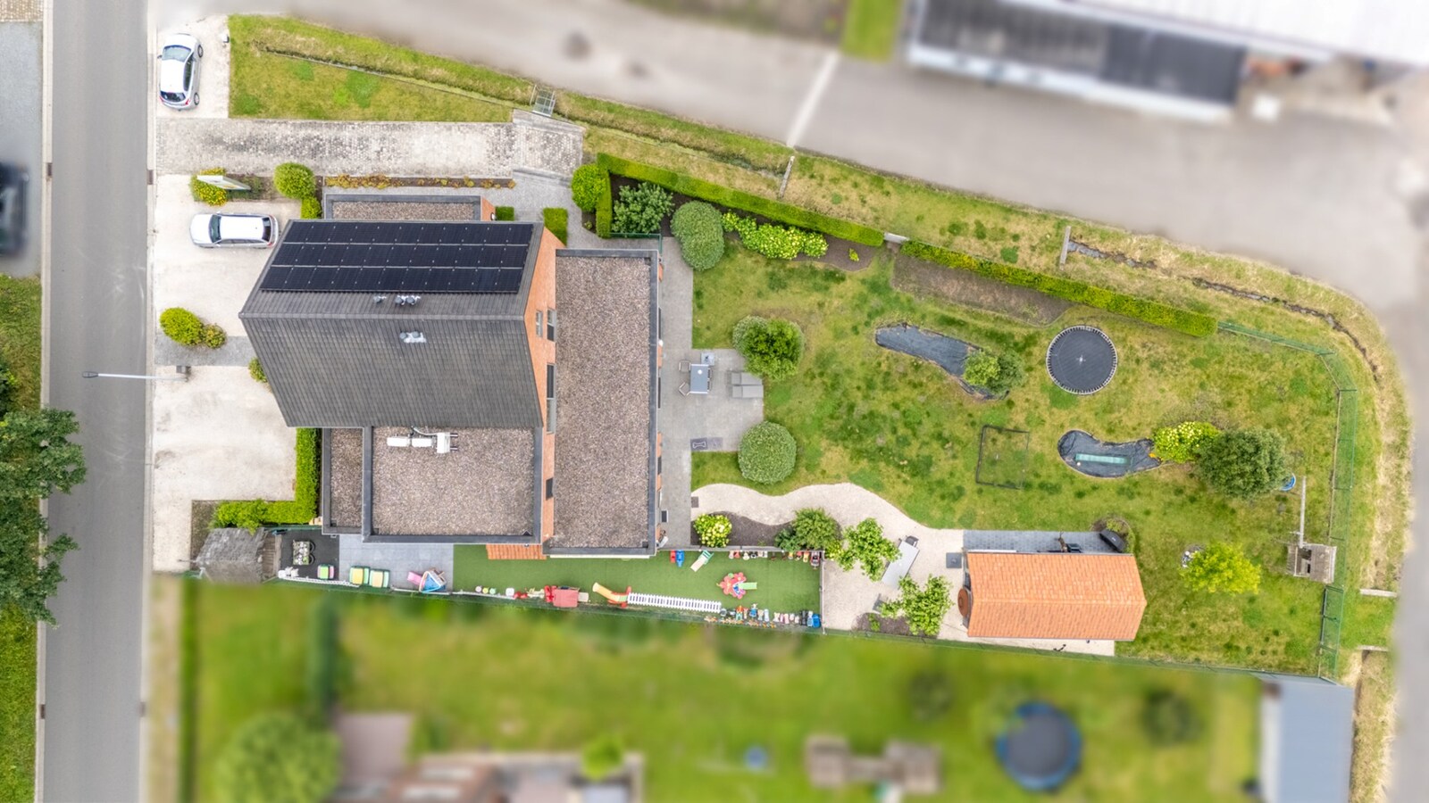 Unieke, veelzijdige villa met 2 afzonderlijke entiteiten te Duffel 