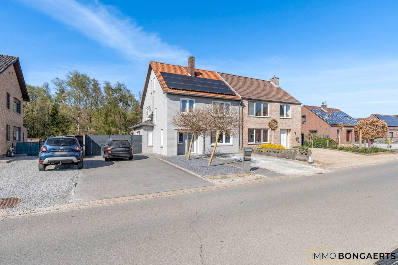 Gerenoveerde woning met vier slaapkamers 