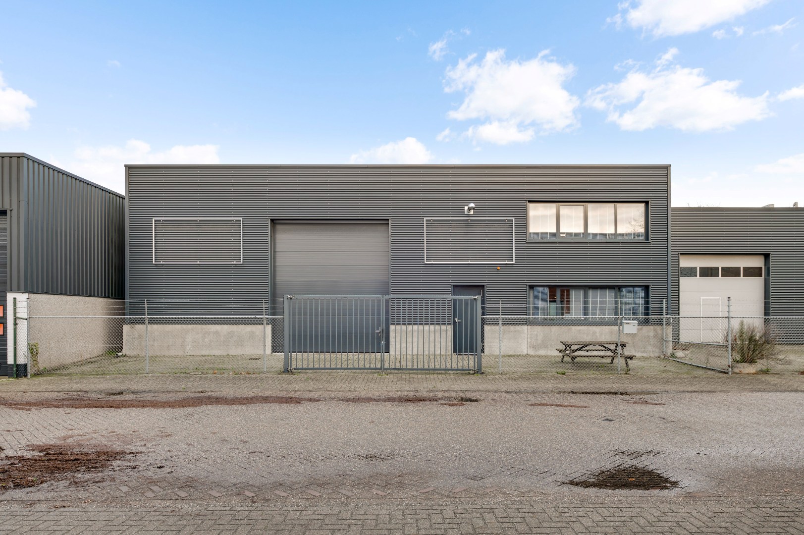 Hangar (Loods) te huur in Weert