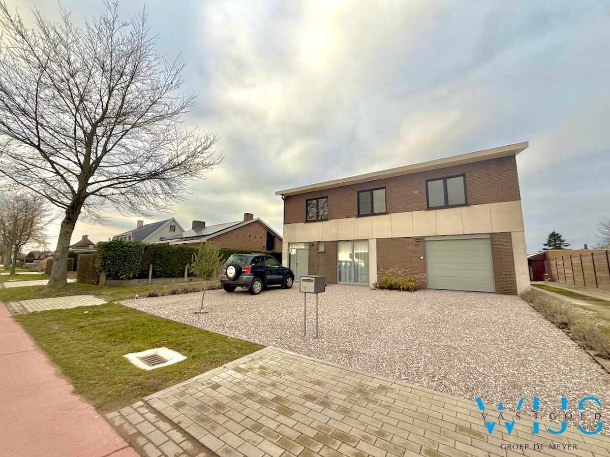 Gezellig éénslaapkamer appartement met garage te Assenede ! 