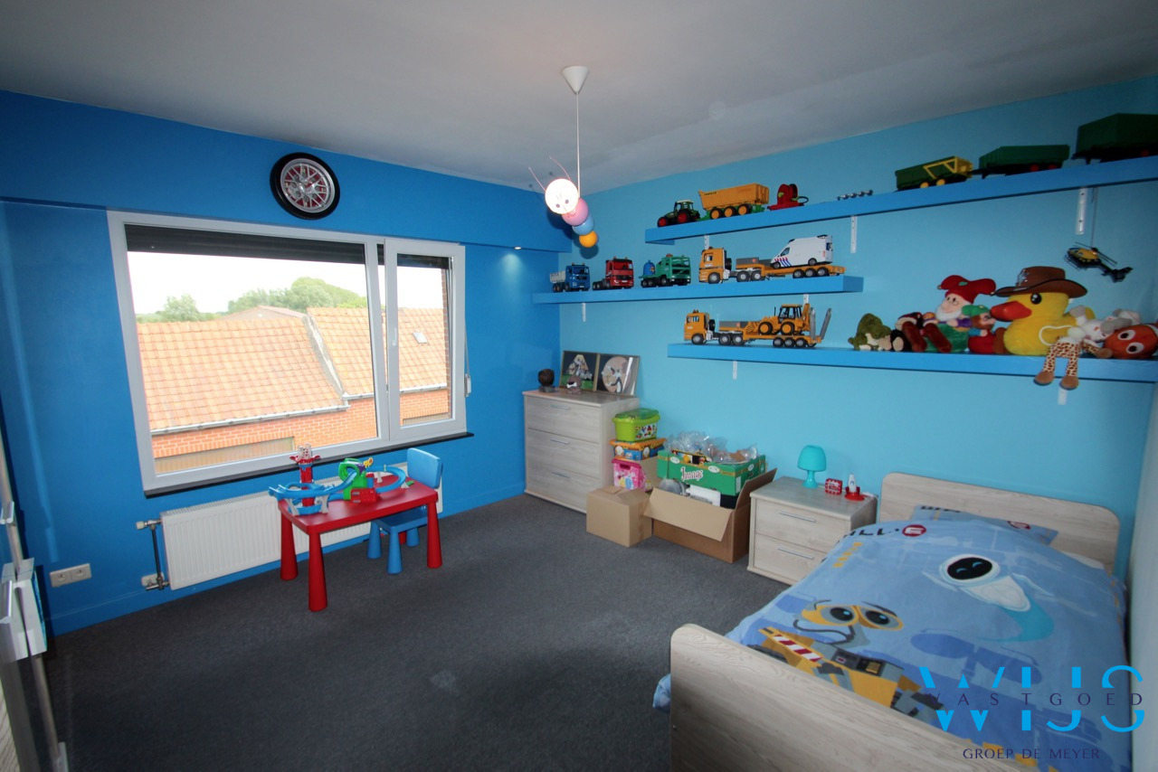 Unieke ruime gerenoveerde woning  ! 