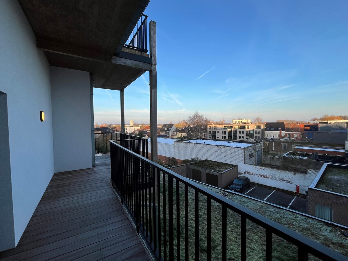 2 slpk-appartement incl. ondergrondse staanplaats ! 