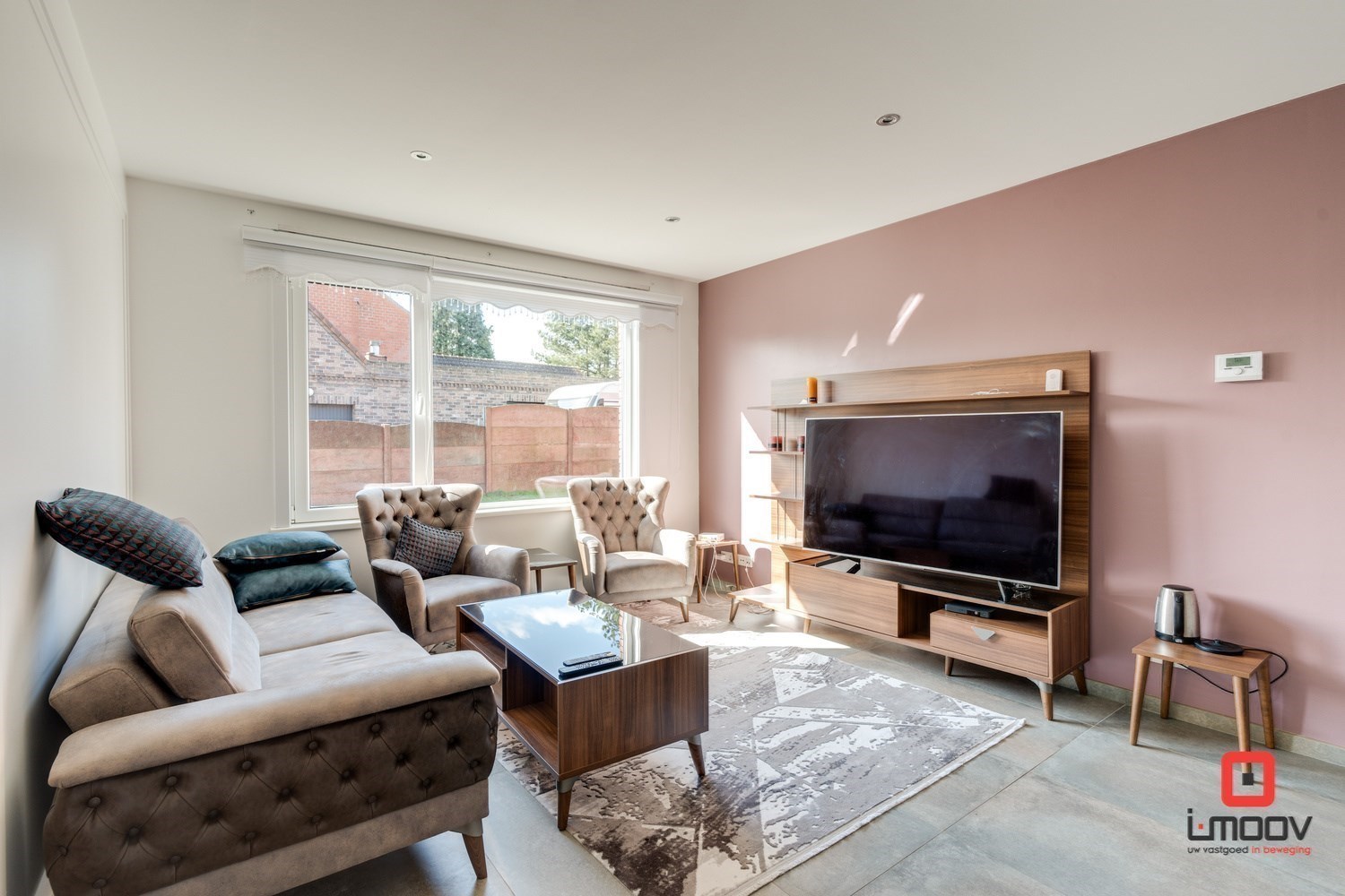 Ruime woning voor gemengd gebruik met loods te koop, wonen en werken op één toplocatie in Zelzate 