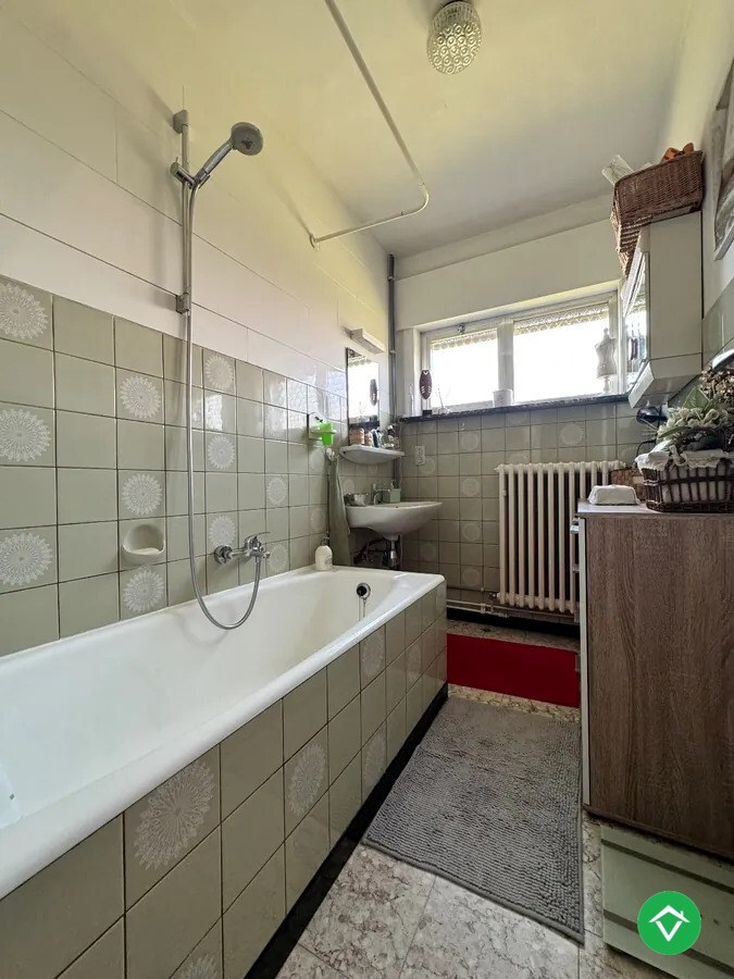 Alleenstaande woning met 3 slaapkamers en garage te Oudenburg 