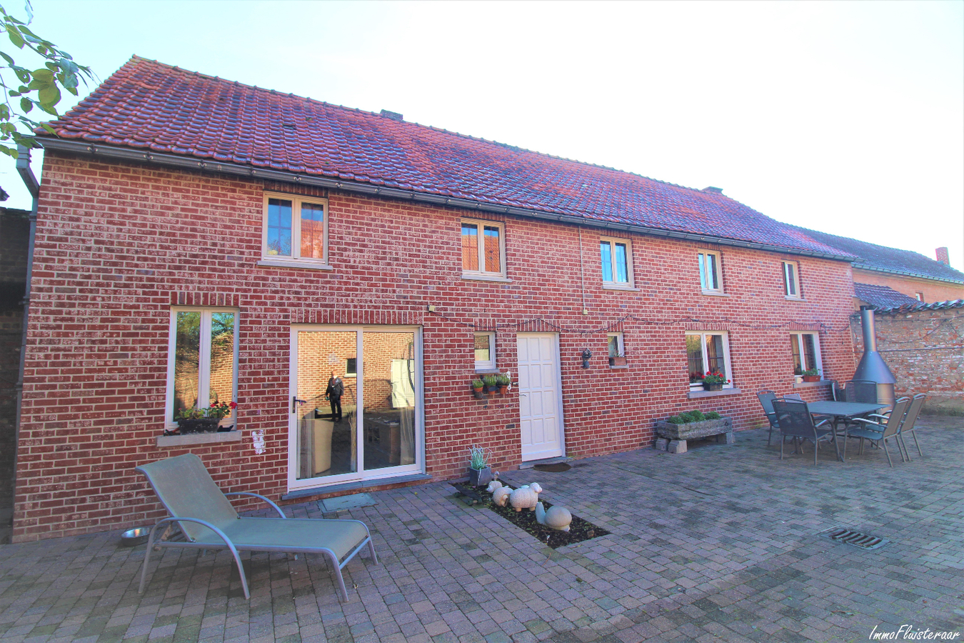 EN OPTION - Maison avec annexes et prés sur environ 1ha à Tollembeek/Galmaarden (Brabant Flamand) 