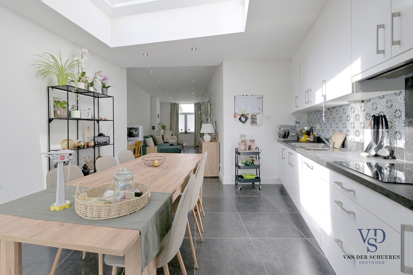 Comfortabele woning met tuin op topligging in Gavere. 