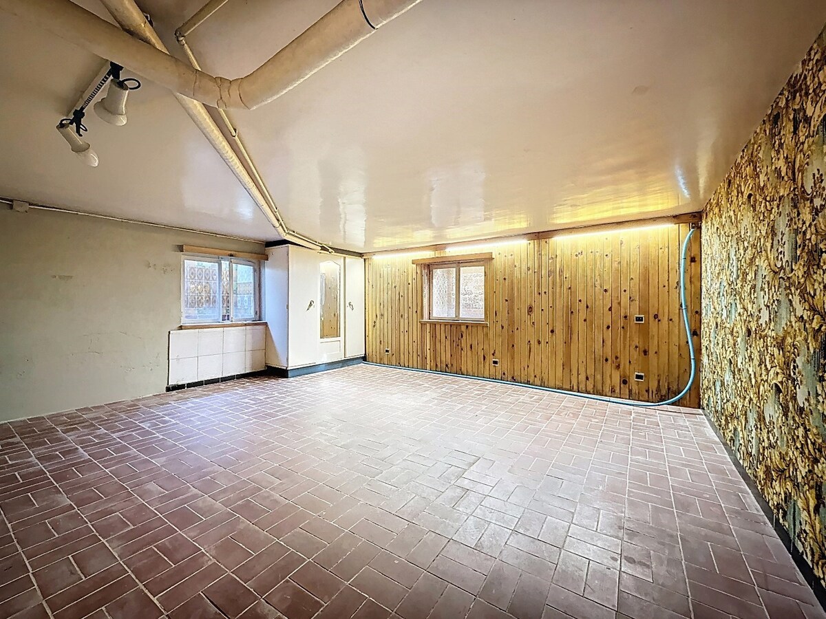 Statige laagbouwvilla met groene achteruit te Scheldewindeke 