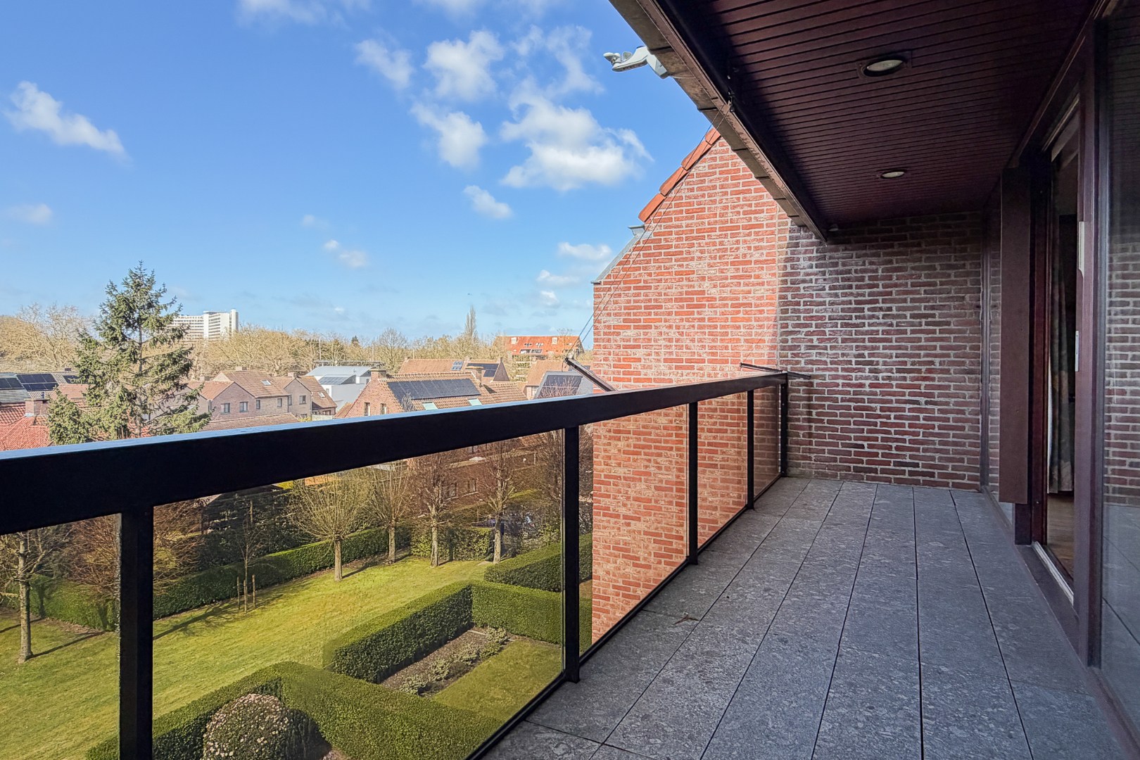Ruim app met 2 slpks en zonnig terras te Kristus Koning 