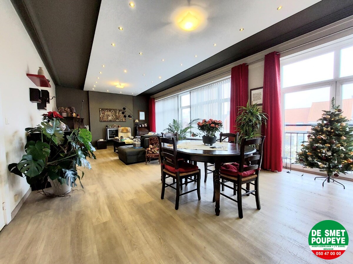 Ruim appartement nabij 't Zand 