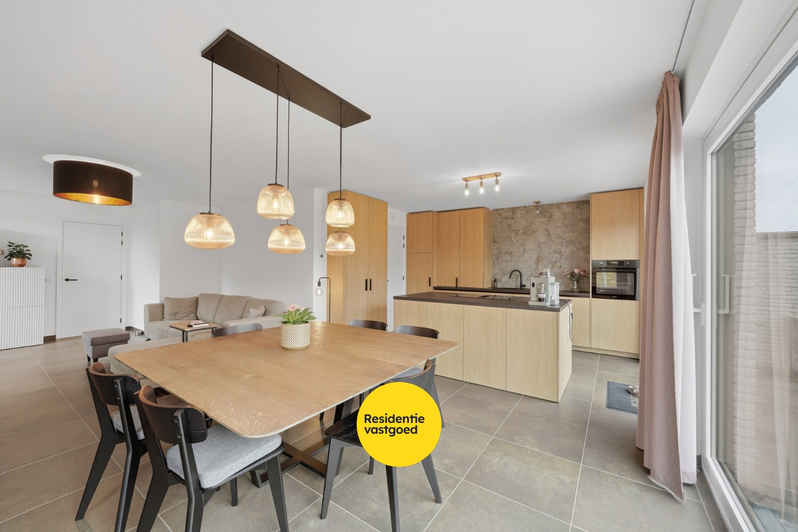 Energiezuinige halfopen nieuwbouwwoning met 4 slaapkamers in Oudenburg 