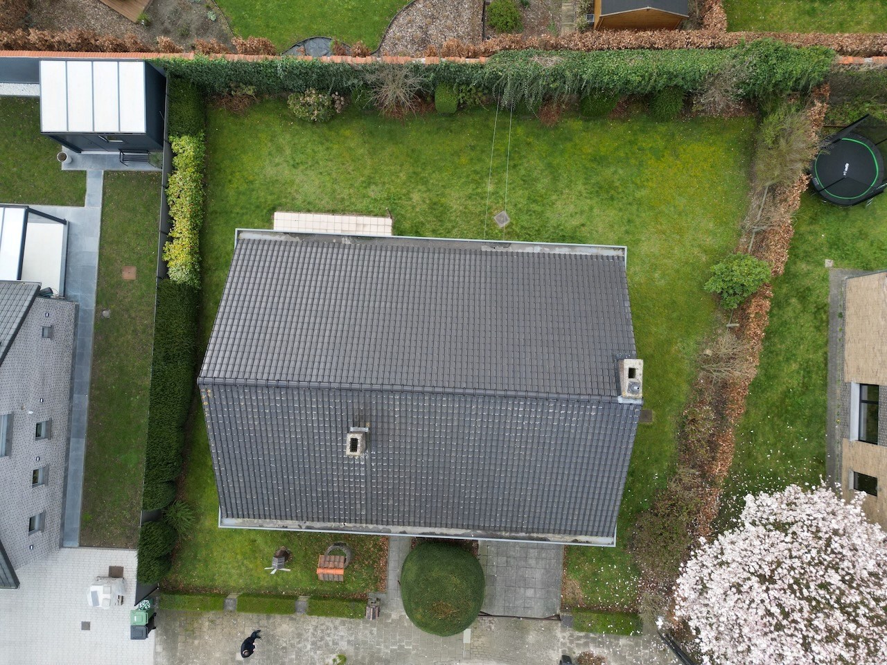 Inschrijven voor een bezoekmoment via de website www.thehousefriend.be 