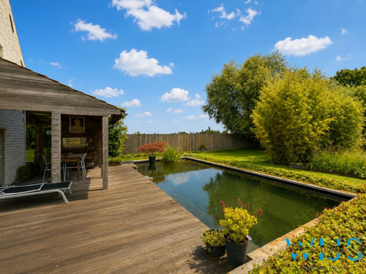 Unieke landelijke eigendom op 7.114 m² te Bassevelde 