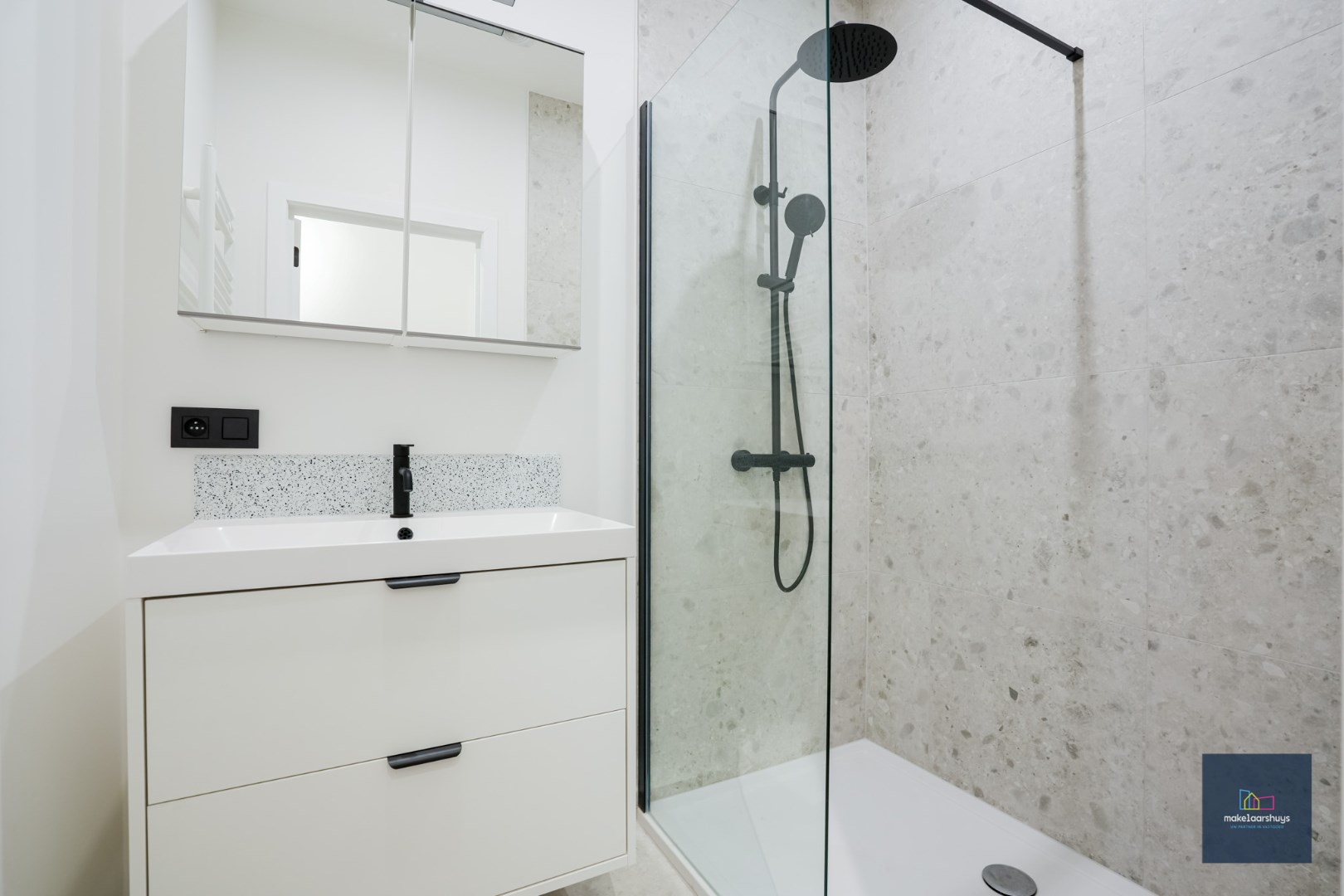 Energiezuinig 2-slpk appartement met terras nabij UZ Gent 