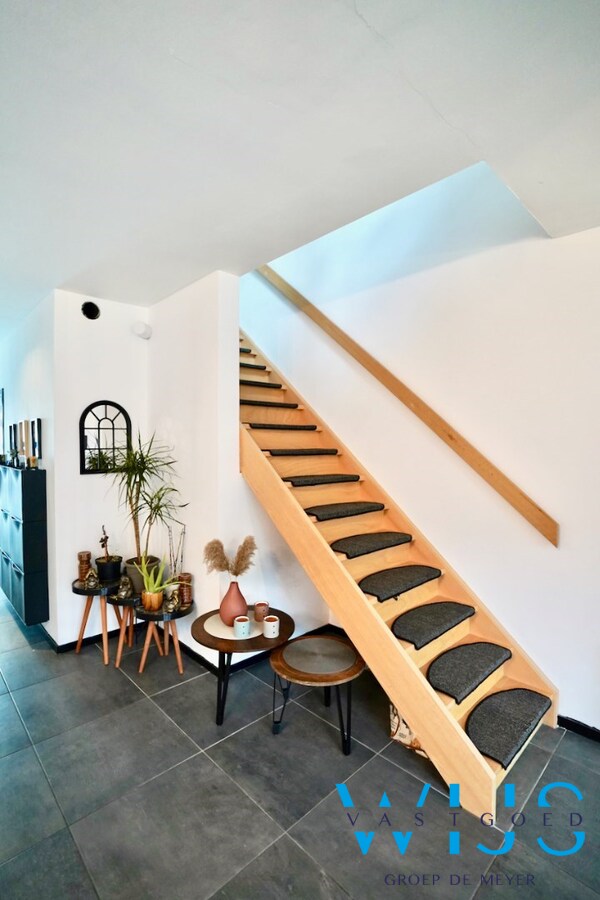 Instapklaar &amp; energiezuinig woonhuis te Zelzate ! 