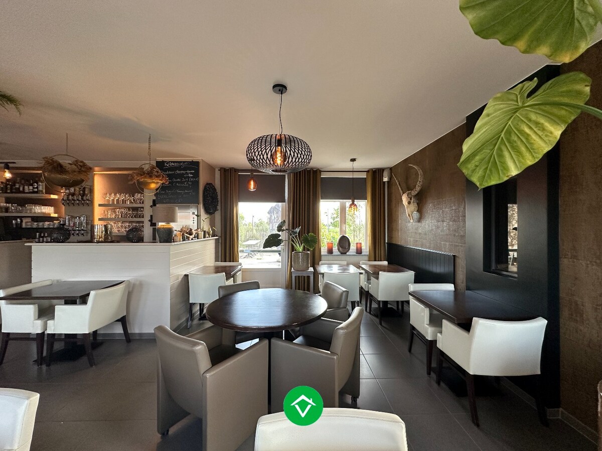 Combinatie wonen &amp; werken: horecazaak met woonst in Eernegem 