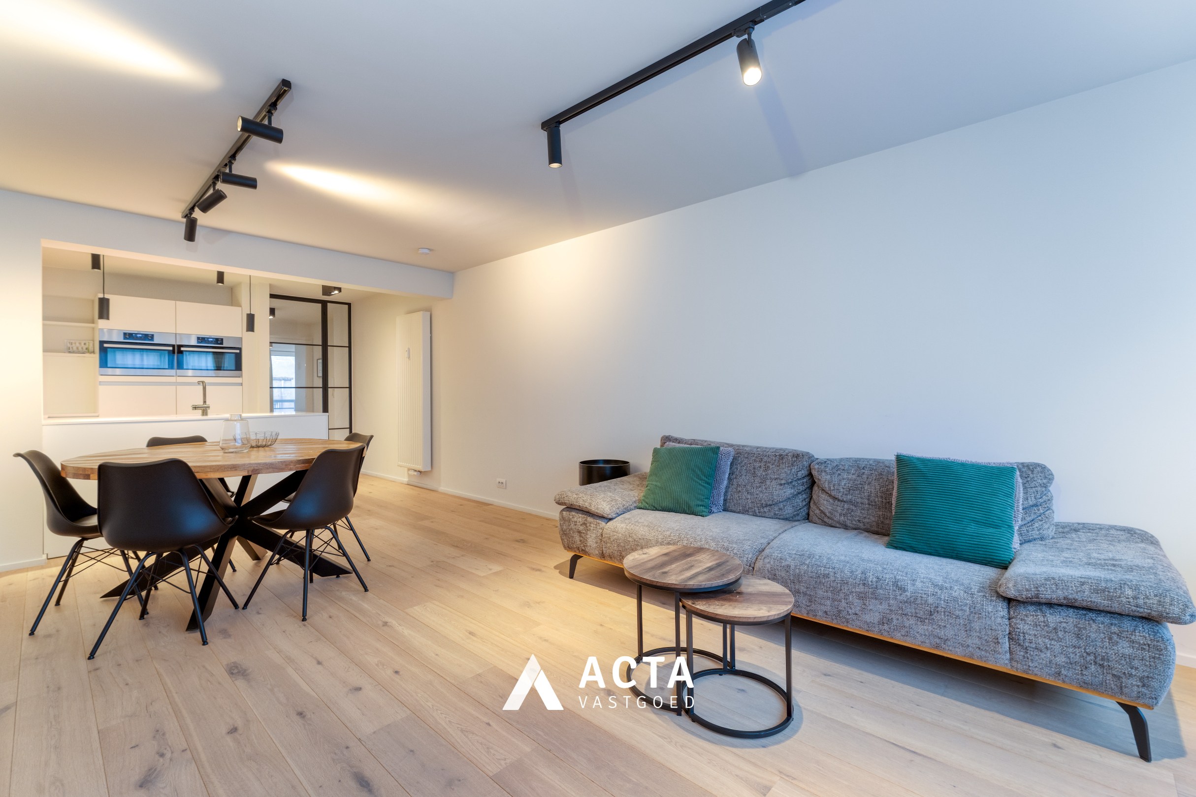 Instapklaar appartement met 2 slaapkamers in centrum Oostende 