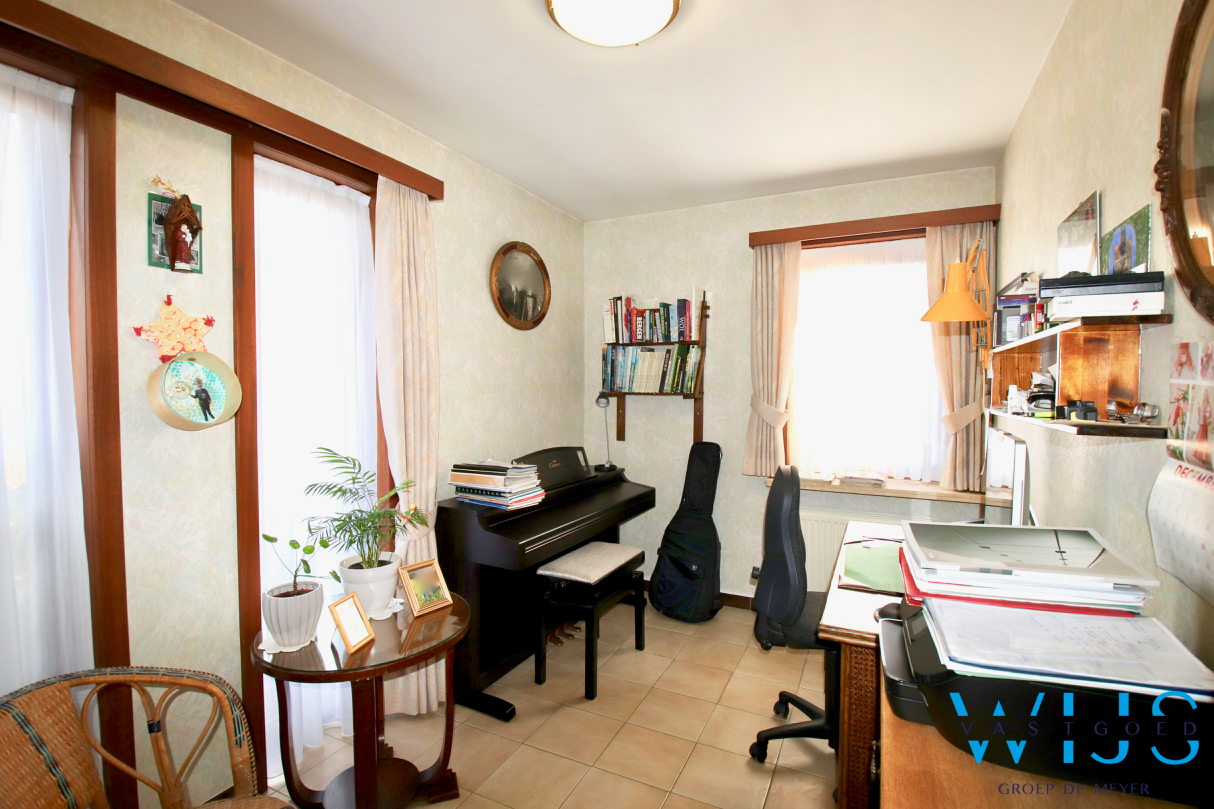 Open bebouwing op 745m² in een rustige woonwijk te LEMBEKE ! 