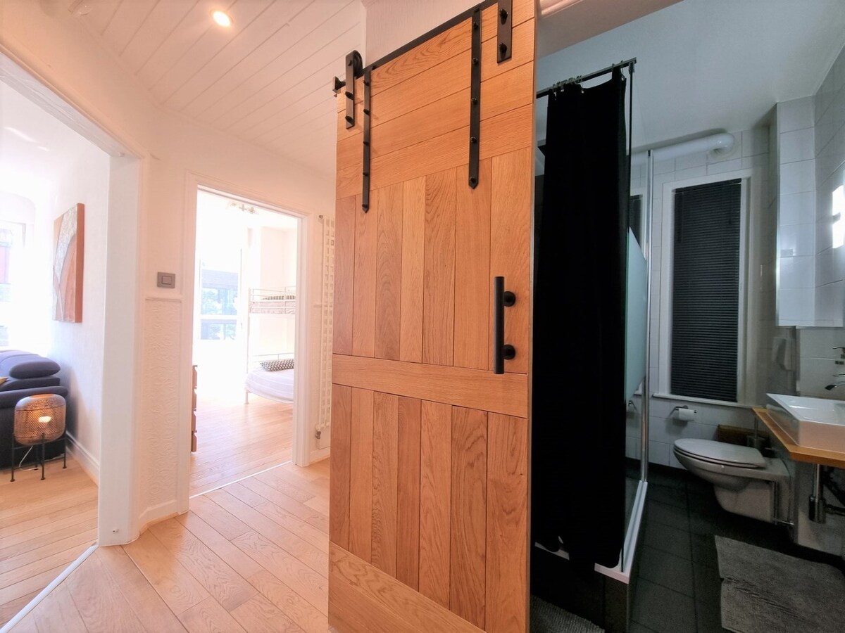 Zeer aangenaam, lichtrijk &amp; gezellig appartement te Blankenberge 