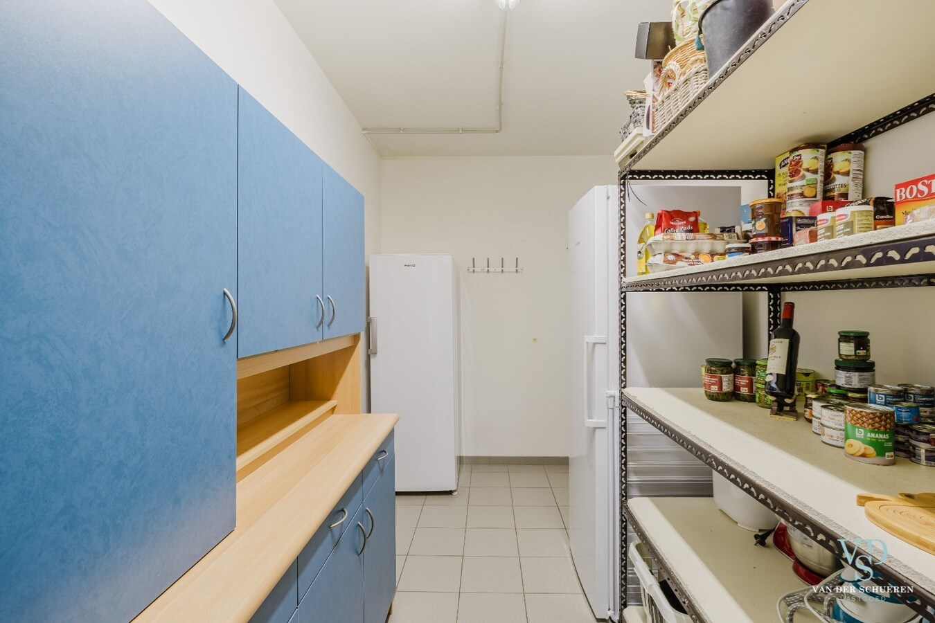 Tijdloze vrijstaande villa op ruim perceel 