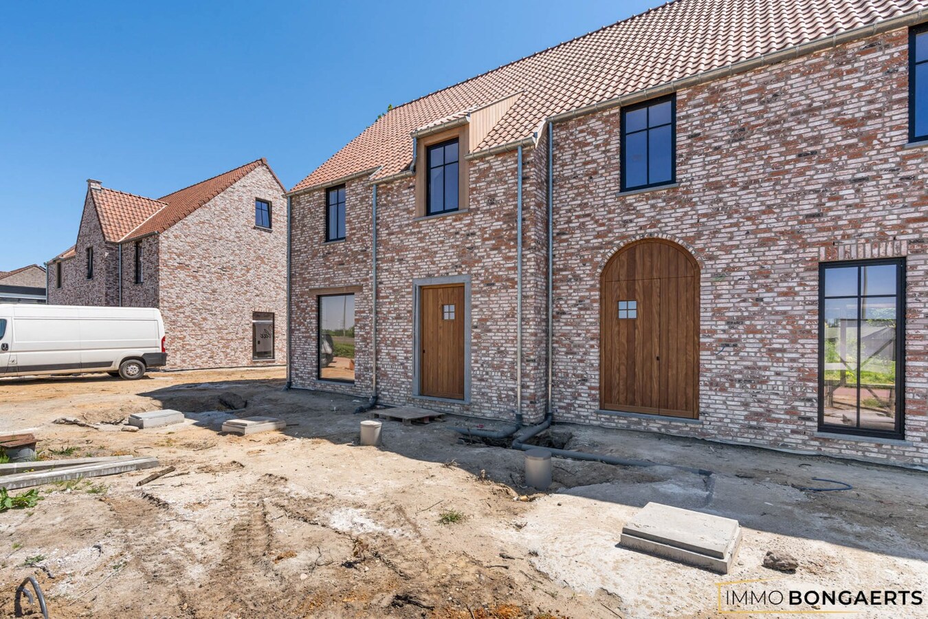 Nieuwbouwwoning met vier slaapkamers in Opglabbeek (NOG 1 BESCHIKBAAR) 